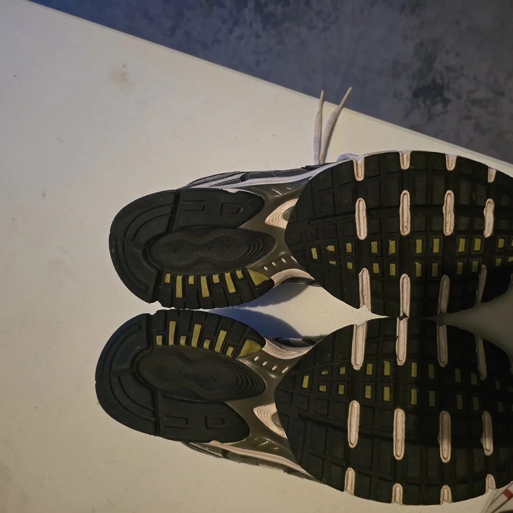 Nike White and Black Athletic Shoes‎ with Chunky Sole